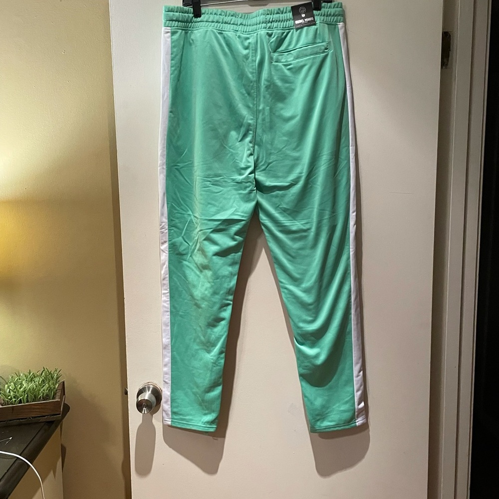 Joggers - Picture 6 of 6